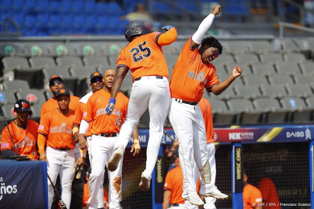 Honkballers verslaan Panama op officieus WK