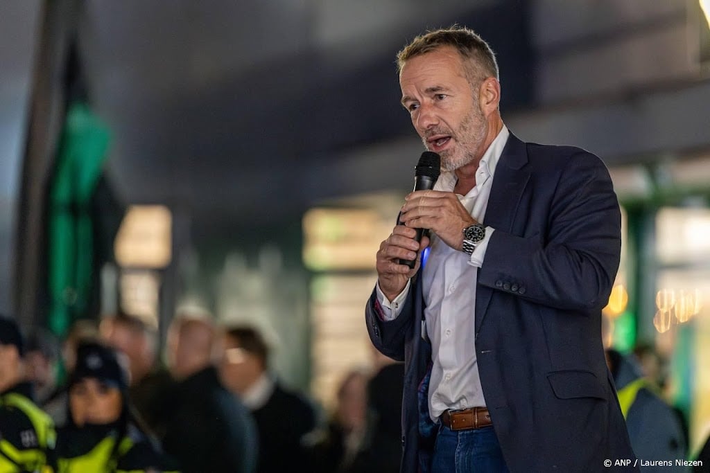 Van Haga stopt als partijleider BVNL, partij gaat wel door