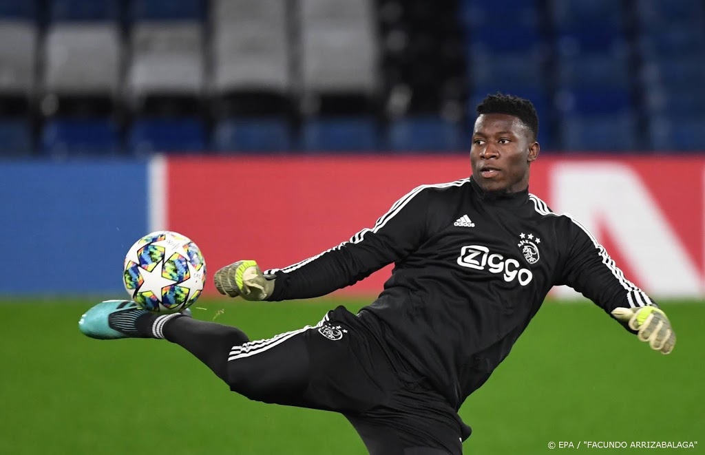 Ajax heeft zorgen om Onana en Promes