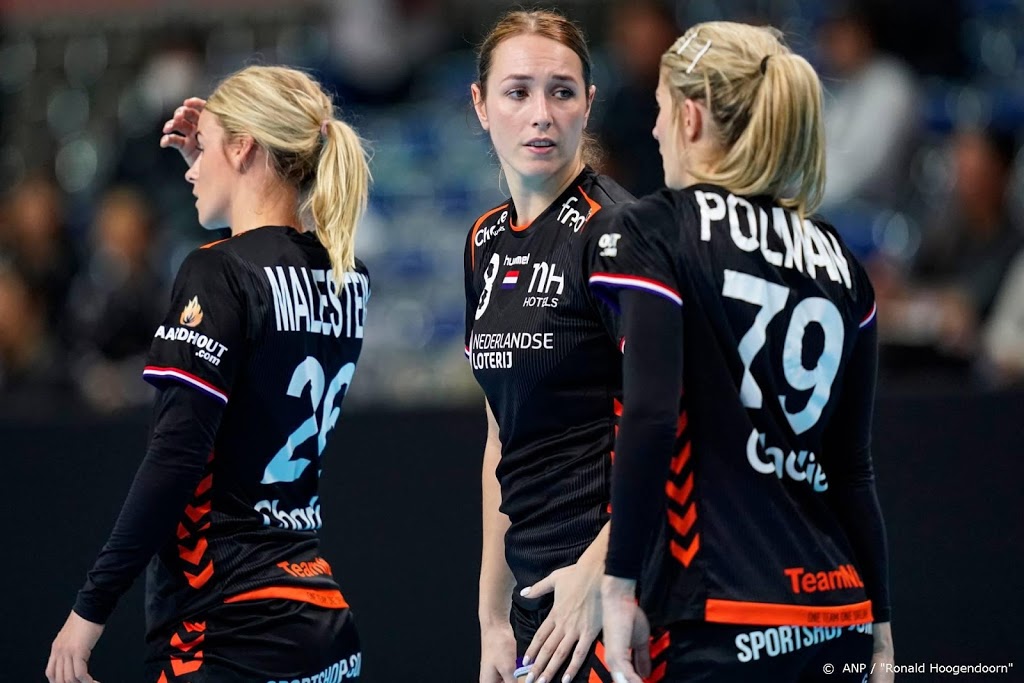 Handbalsters verliezen weer op WK