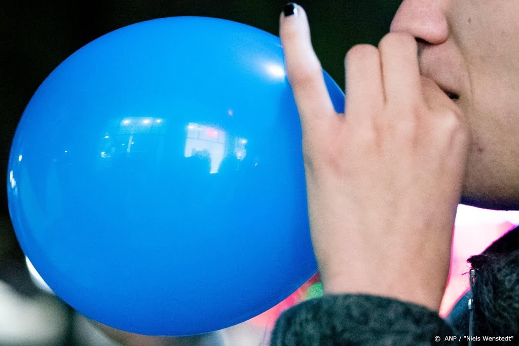 Trimbos blij met verbod lachgas als roesmiddel