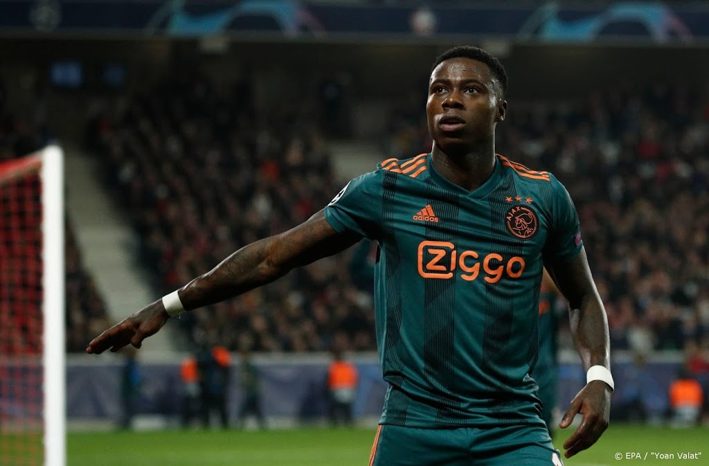 Ajax mist Promes tegen Valencia