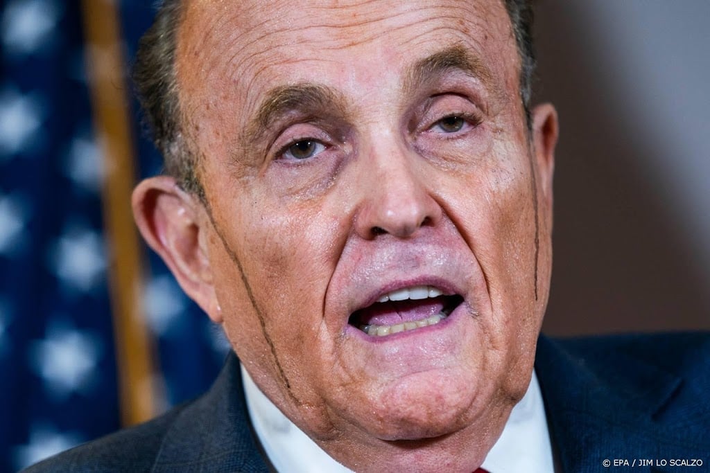 'Trump-advocaat Giuliani woensdag weer uit het ziekenhuis' 