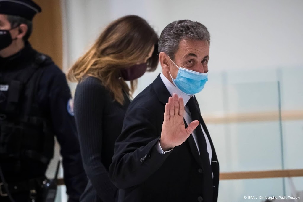 Verdediging wil vrijspraak voor Franse ex-president Sarkozy