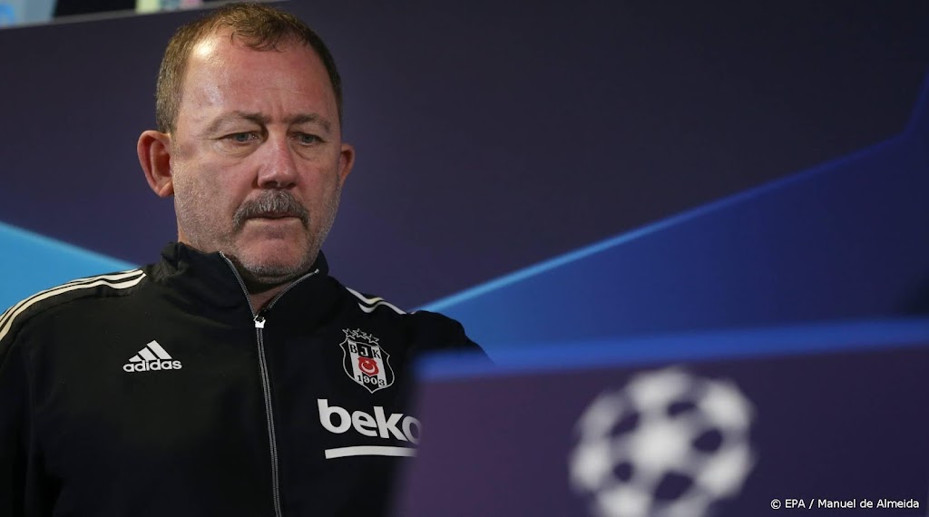 Turkse topclub Besiktas ontslaat trainer Yalcin