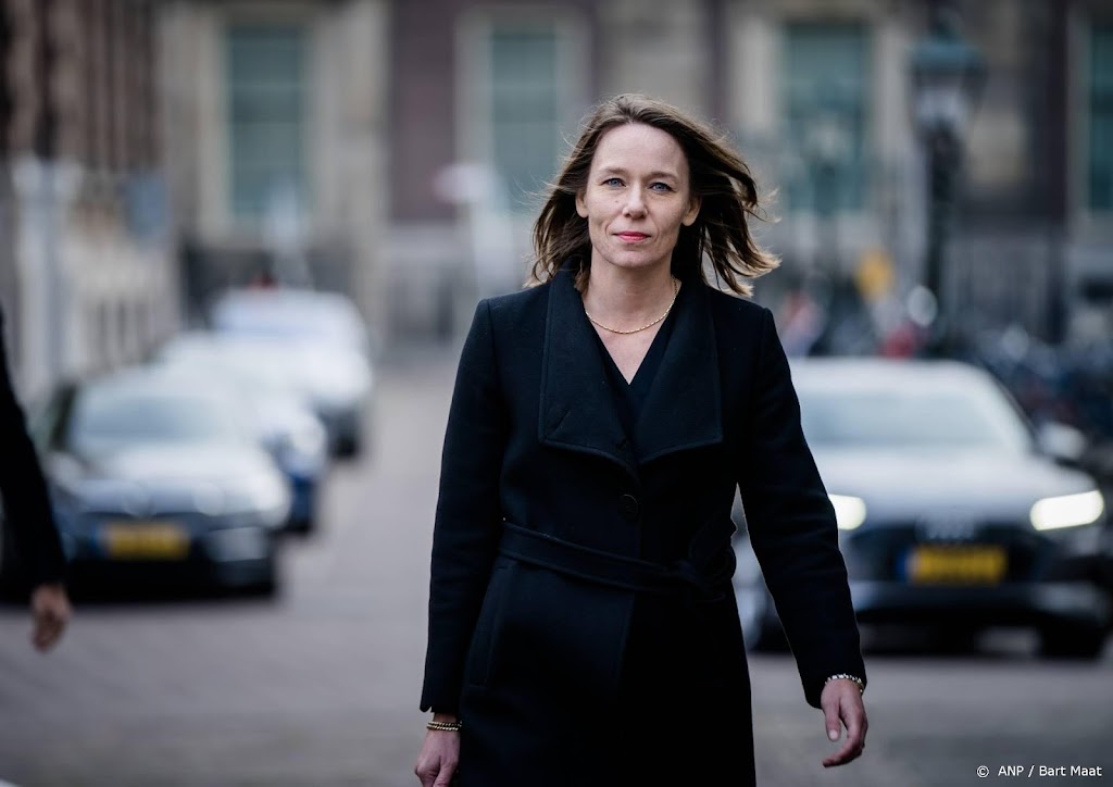 Kamer botst met minister over fonds klokkenluiders en sancties