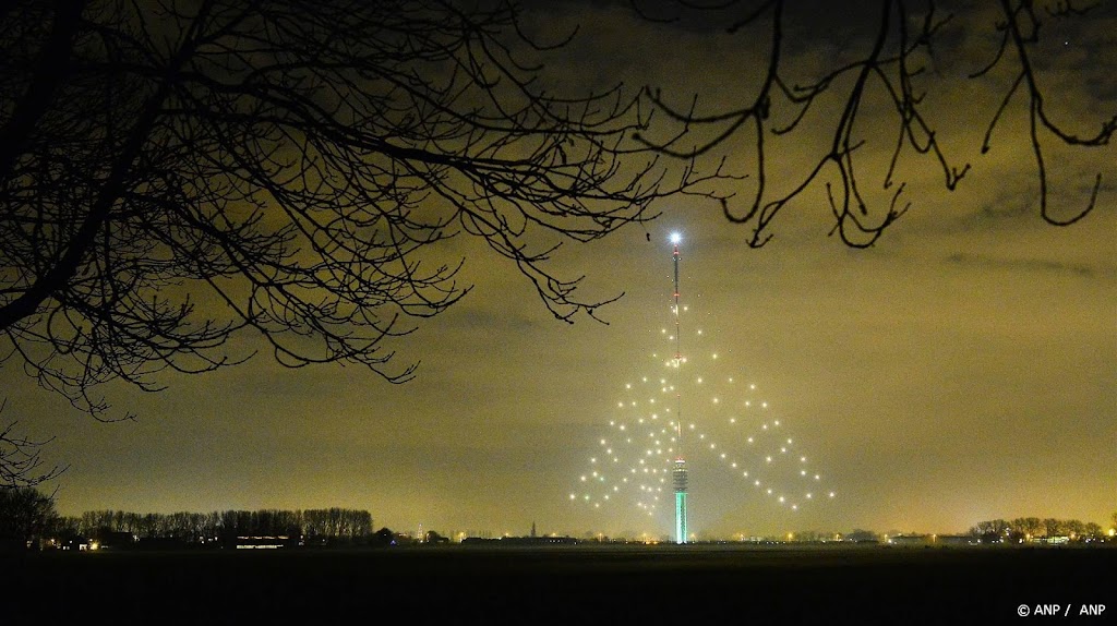 Lichten grootste kerstboom van het land voor 25e keer ontstoken 