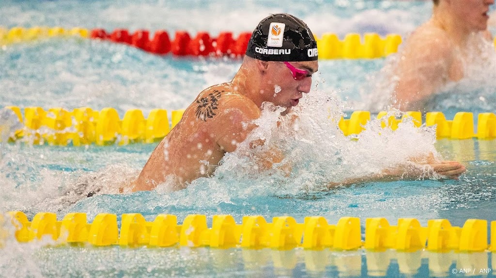 Zwemmers Corbeau en De Groot naar halve finale op EK kortebaan