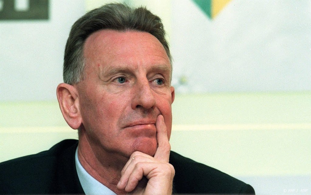 Voormalig Ajax-directeur Frank Kales (81) overleden 