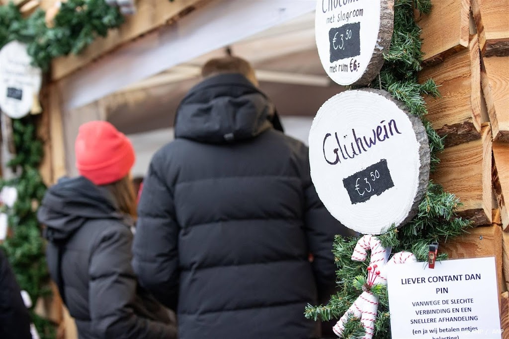 Consternatie op Koewachter kerstmarkt, drie mannen opgepakt