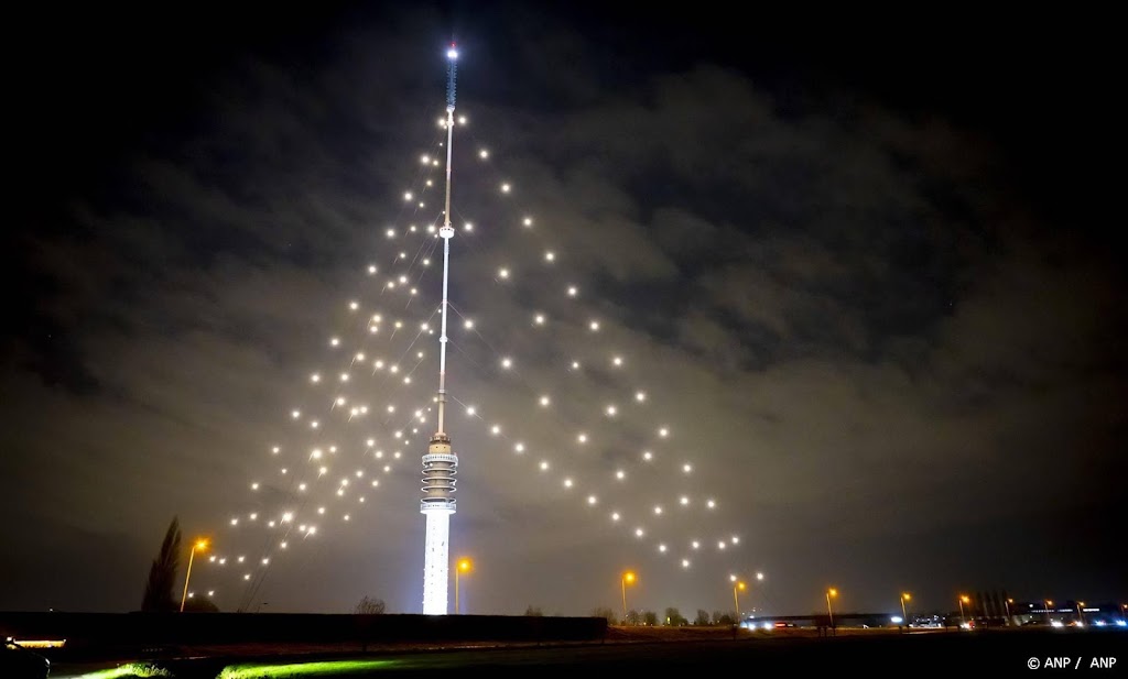 Kerstboom in Gerbrandytoren IJsselstein brandt voor 25e keer