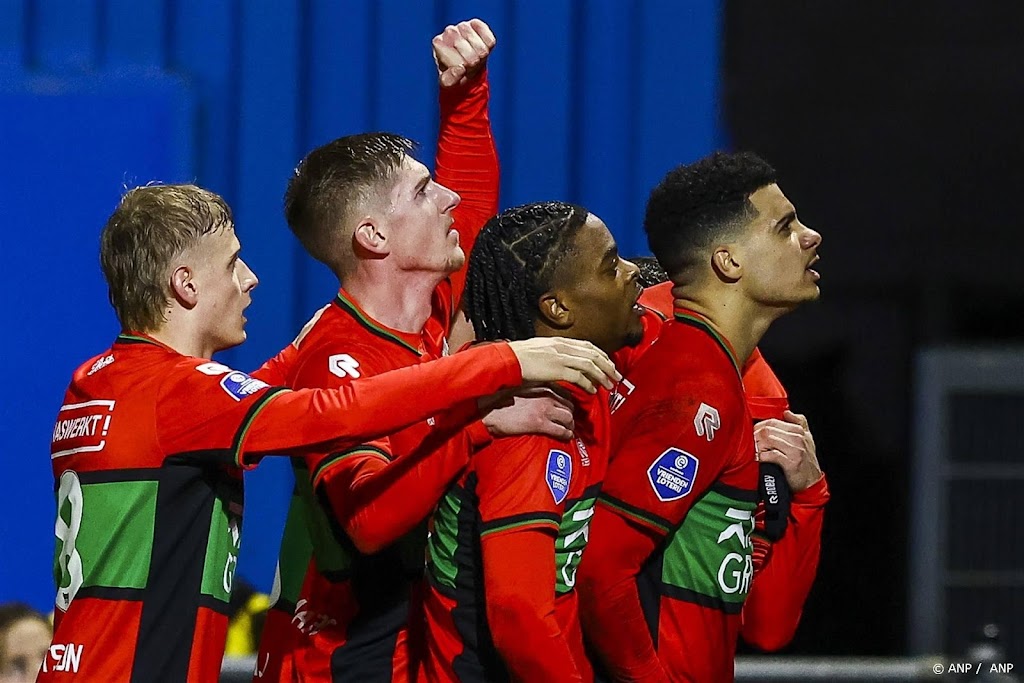 NEC wint bij PEC Zwolle en is middenmoter 
