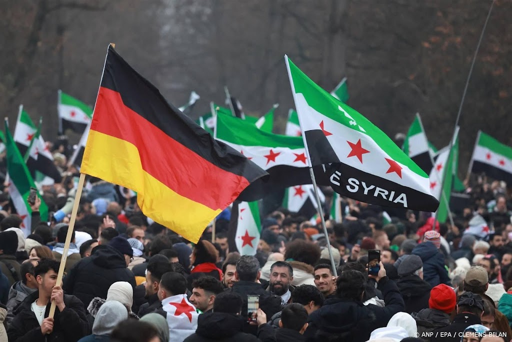 Duitsland pauzeert asielprocedures van Syriërs na val Assad