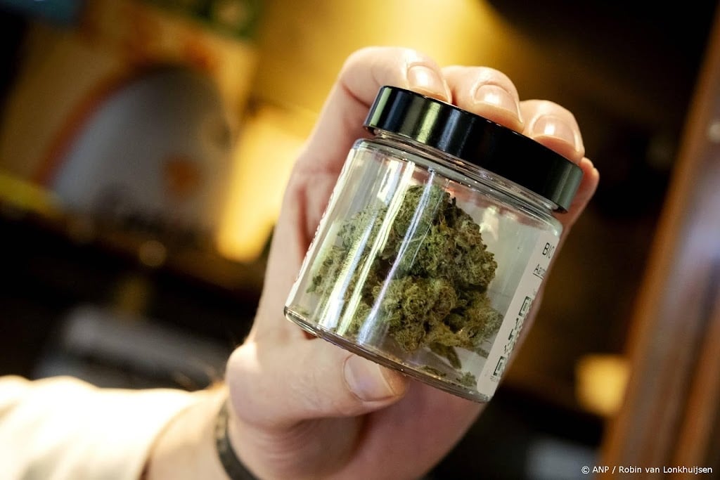 Canadees Cronos koopt voor 57,5 miljoen Nederlandse wietteler