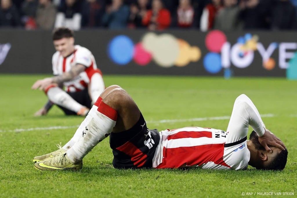 PSV na stunt bij Liverpool in Eindhoven ten onder tegen Atlético