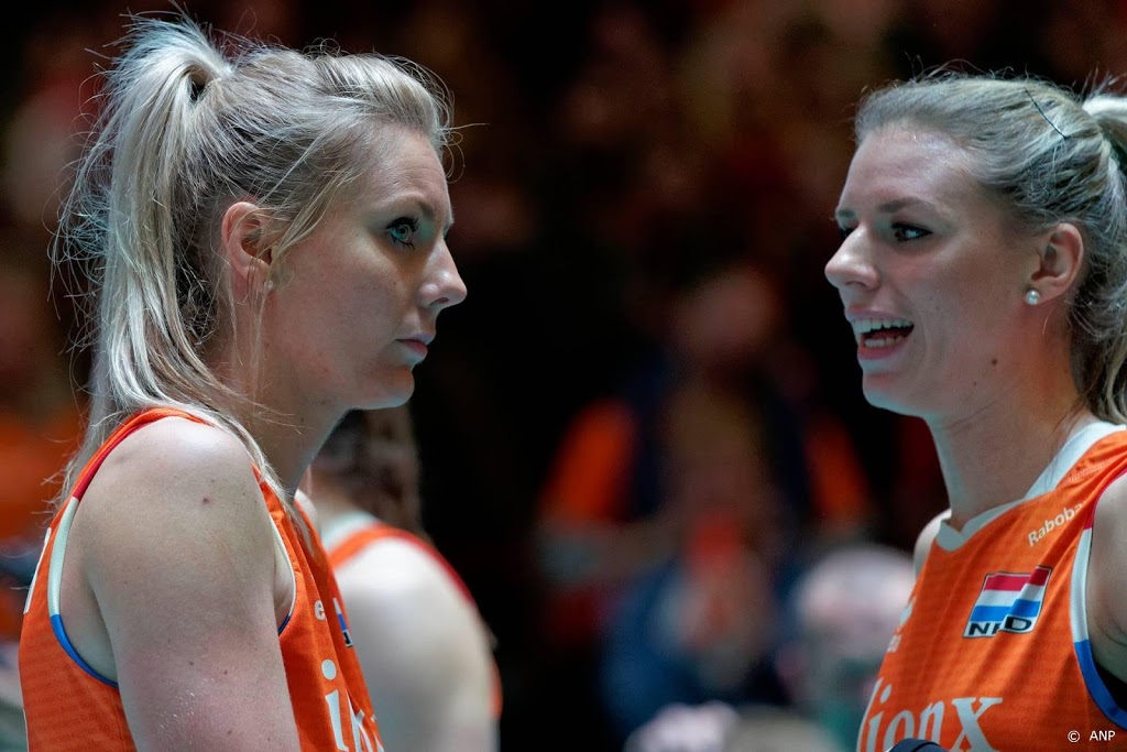 Volleybalsters tegen Duitsland in halve finales