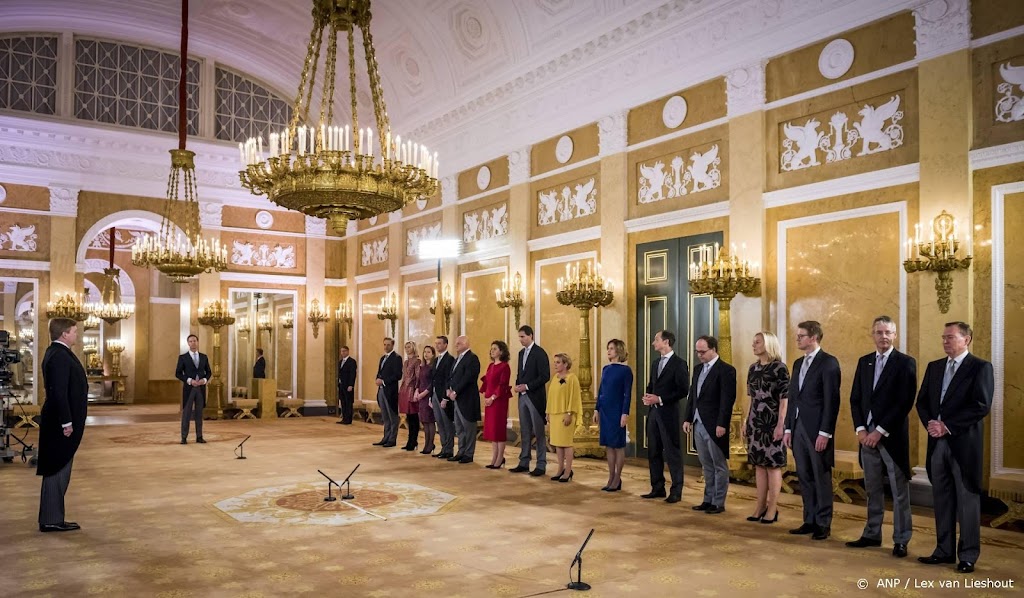 Willem-Alexander beëdigt tweede kabinet sinds aantreden