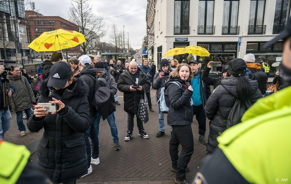 Den Haag: betogers komen op verschillende plekken samen