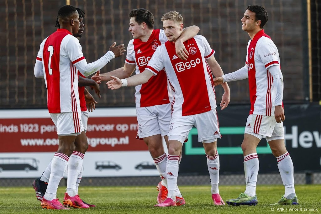 Jong Ajax wint bij Jong FC Utrecht en stijgt naar vierde plaats