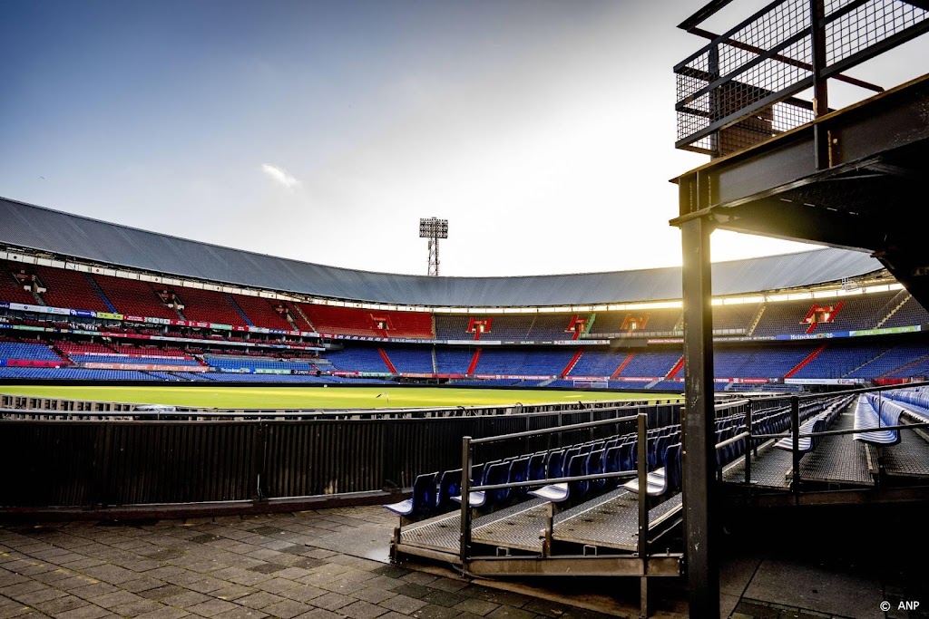 Feyenoord kiest voor netten rond veld tijdens Klassieker