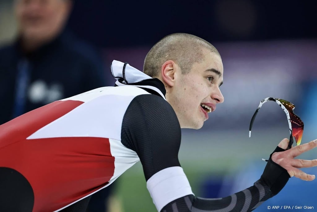 Schaatsers op EK buiten podium op 5000 meter, zege Semirunniy
