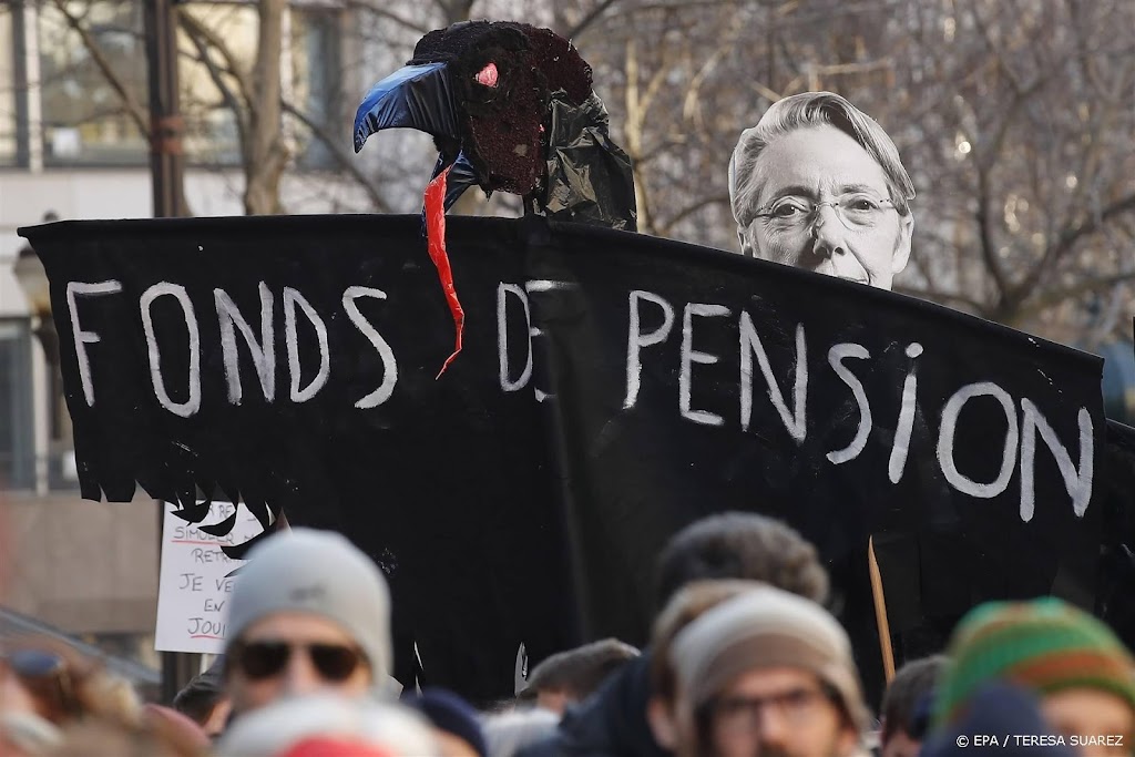 Eerste hervorming pensioenplannen Franse regering aangenomen  
