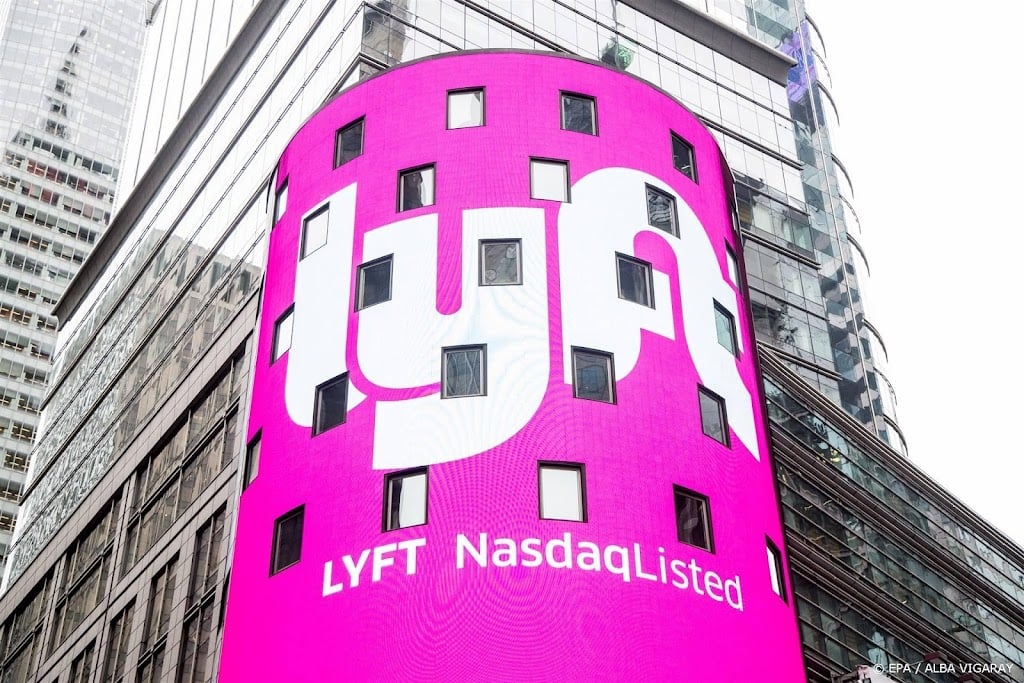Taxiapp Lyft keldert, oliebedrijven omhoog op Wall Street