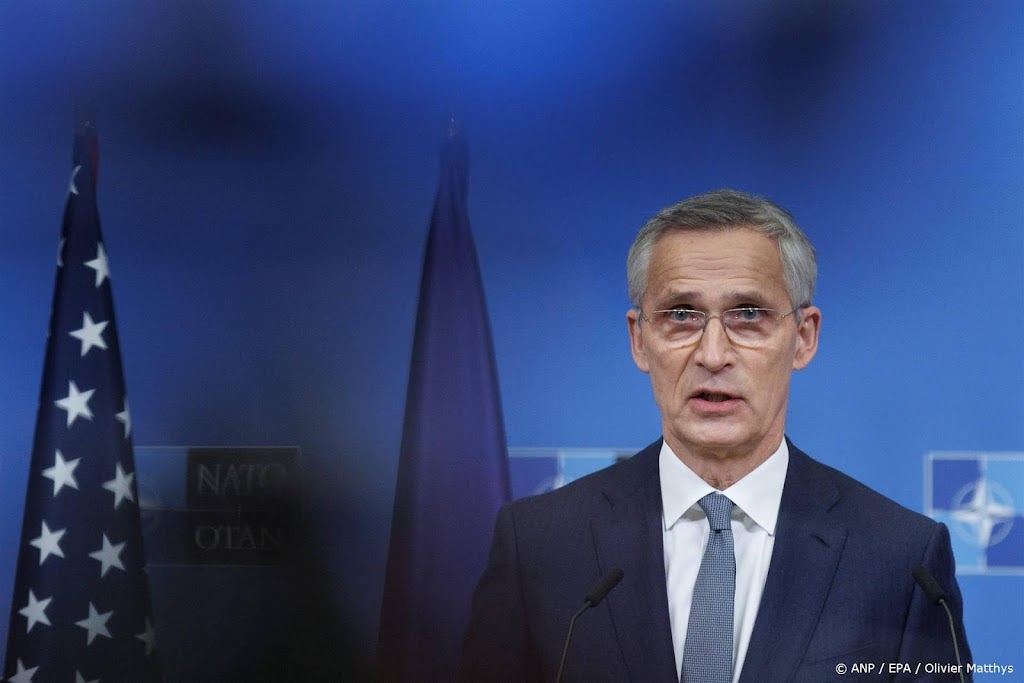 NAVO-chef vraagt Europese landen om wapenproductie op te voeren