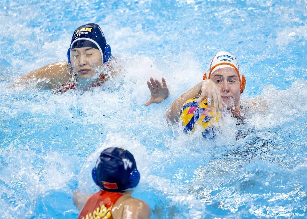 Titelverdediger Oranje met moeite naar kwartfinale WK waterpolo