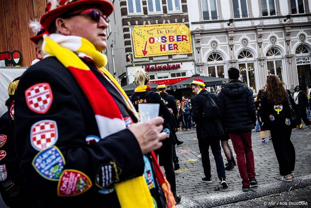 Steden in het zuiden beleven drukke carnavalszaterdag 