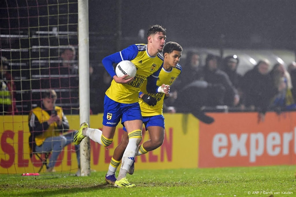 Cambuur en VVV spelen gelijk in doelpuntrijke wedstrijd