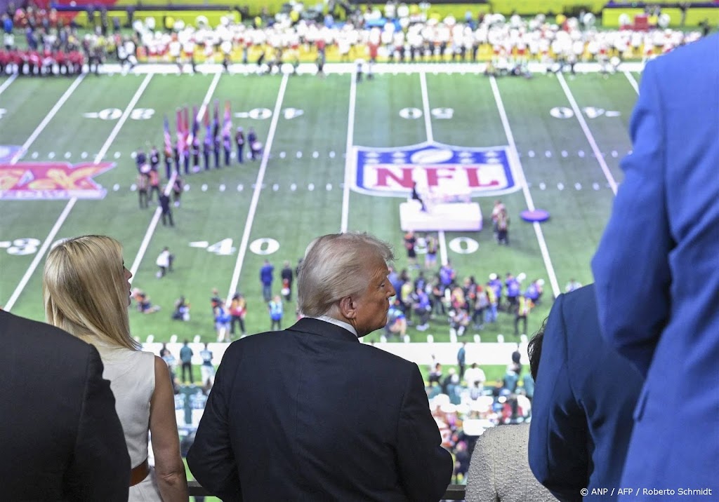 Trump woont als eerste zittende president Super Bowl bij 