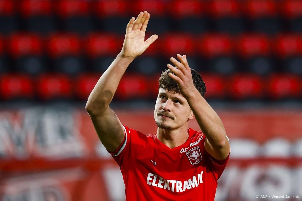 KNVB seponeert rode kaart van verdediger Kuipers van FC Twente