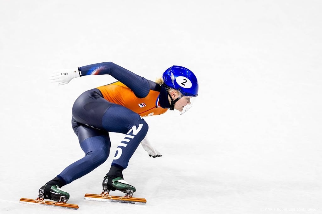 Shorttrackster Velzeboer op olympische 500 meter naar kwartfinale