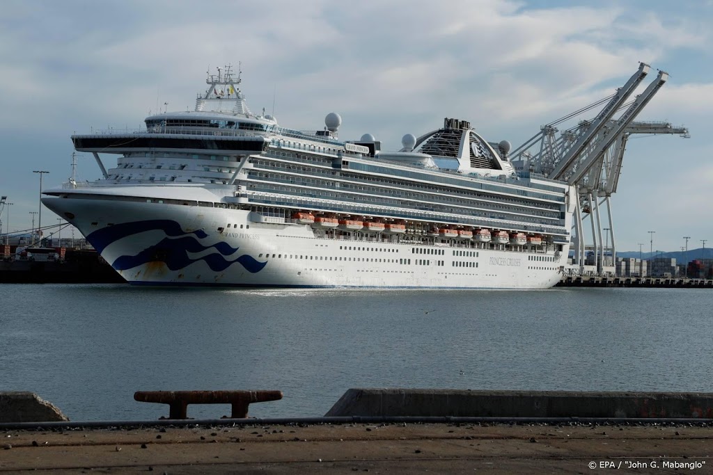 Eerste passagiers van cruiseschip gehaald in Oakland