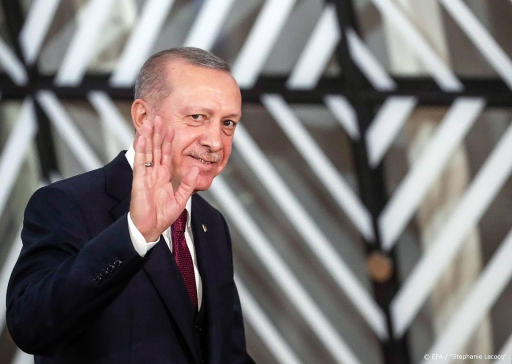 Erdogan gaat top over migrantencrisis houden