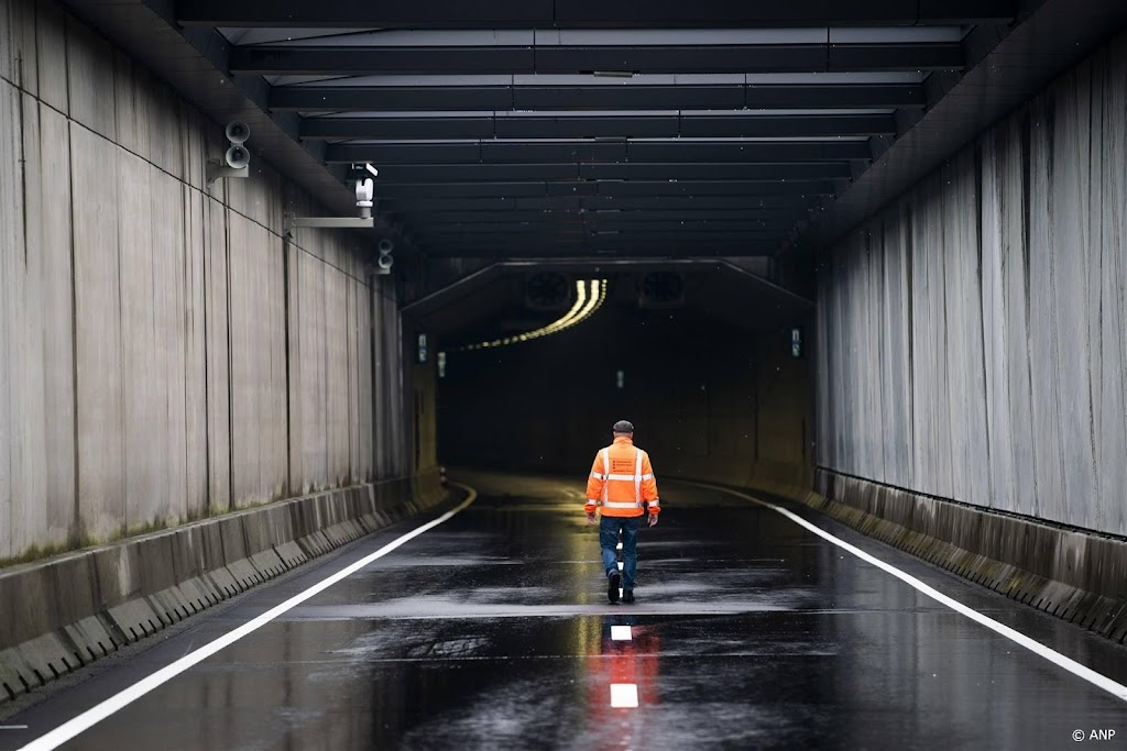 Piet Heintunnel in Amsterdam dicht door storing