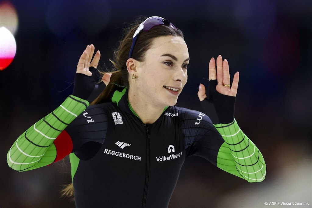 Reggeborgh gaat tot 2030 door met schaatsteam van Van Velde