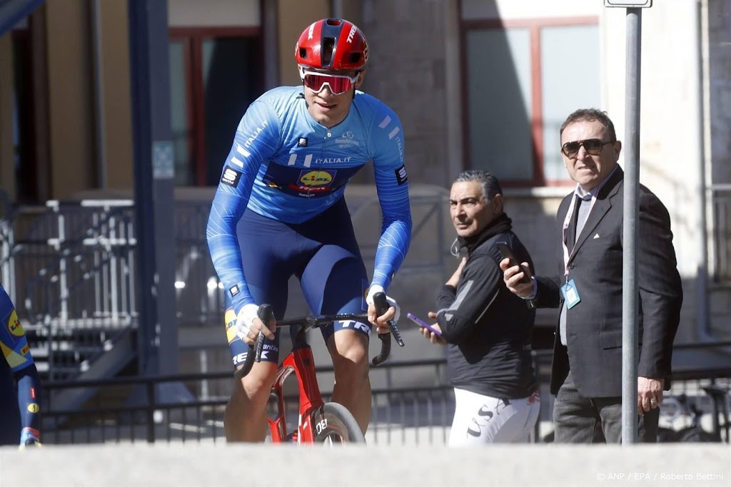 Milan wint slotrit Tirreno-Adriatico, eindzege Vingegaard