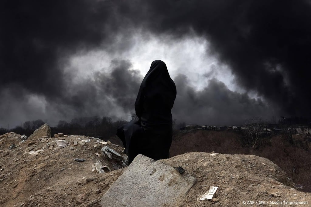 WHO waarschuwt voor zwarte regen in Iran na aanvallen