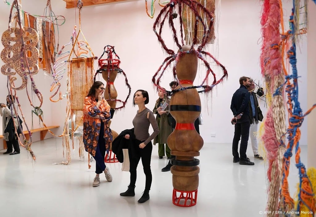 EU dreigt met sancties als Biënnale van Venetië Rusland toelaat