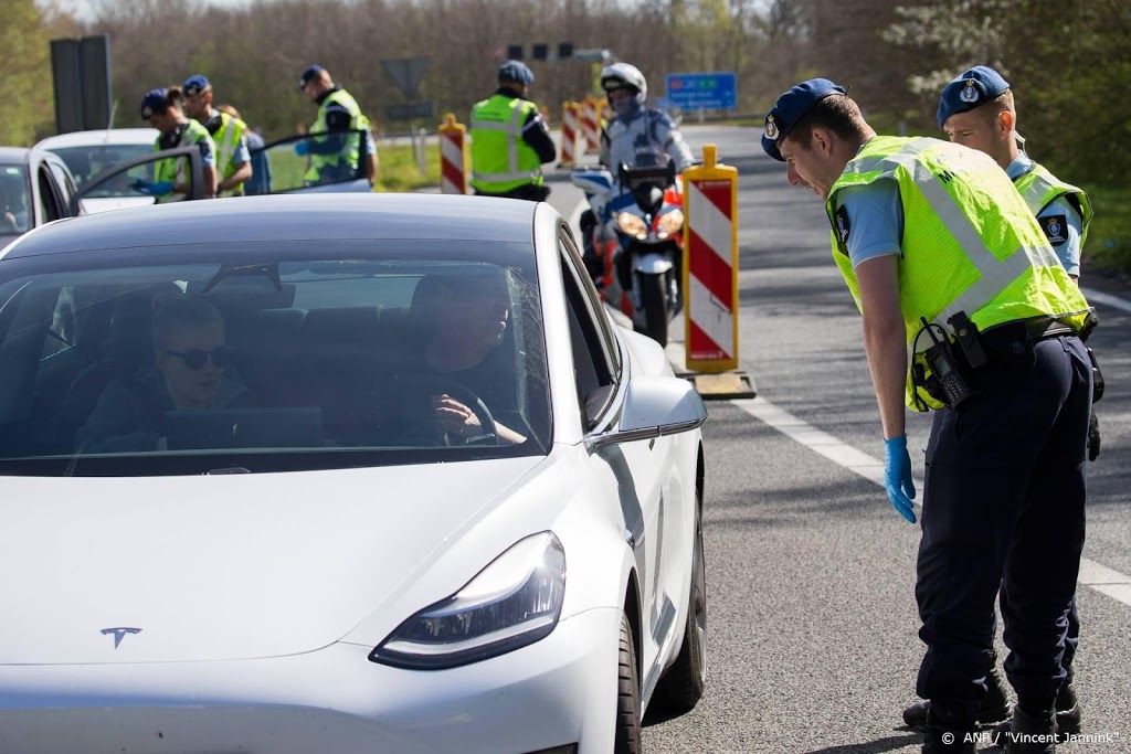 Drukte aan grens valt mee, maar meeste Duitsers rijden wel door