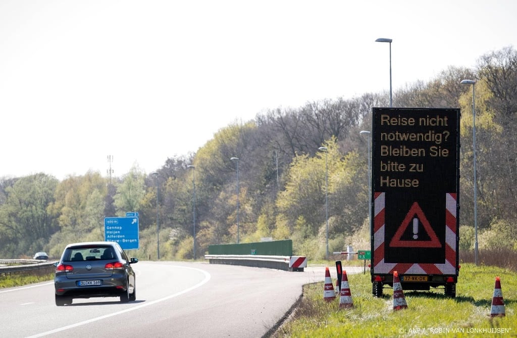 Veiligheidsregio: Duitsers blijven massaal thuis