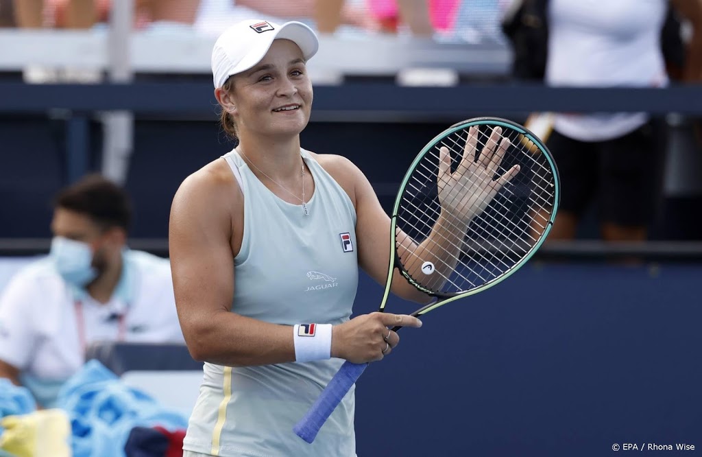 Tennisster Badosa stunt met zege op Barty in Charleston