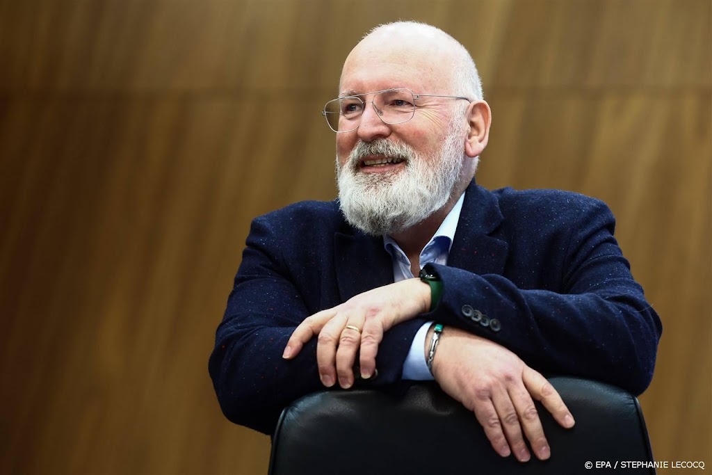 Timmermans roemt de wijsheid van Huub Oosterhuis