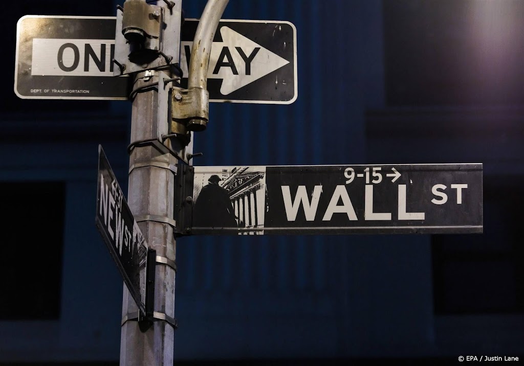 Tupperware bijna gehalveerd op terughoudend Wall Street 