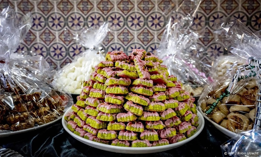 Ramadan voorbij, moslims vieren Suikerfeest