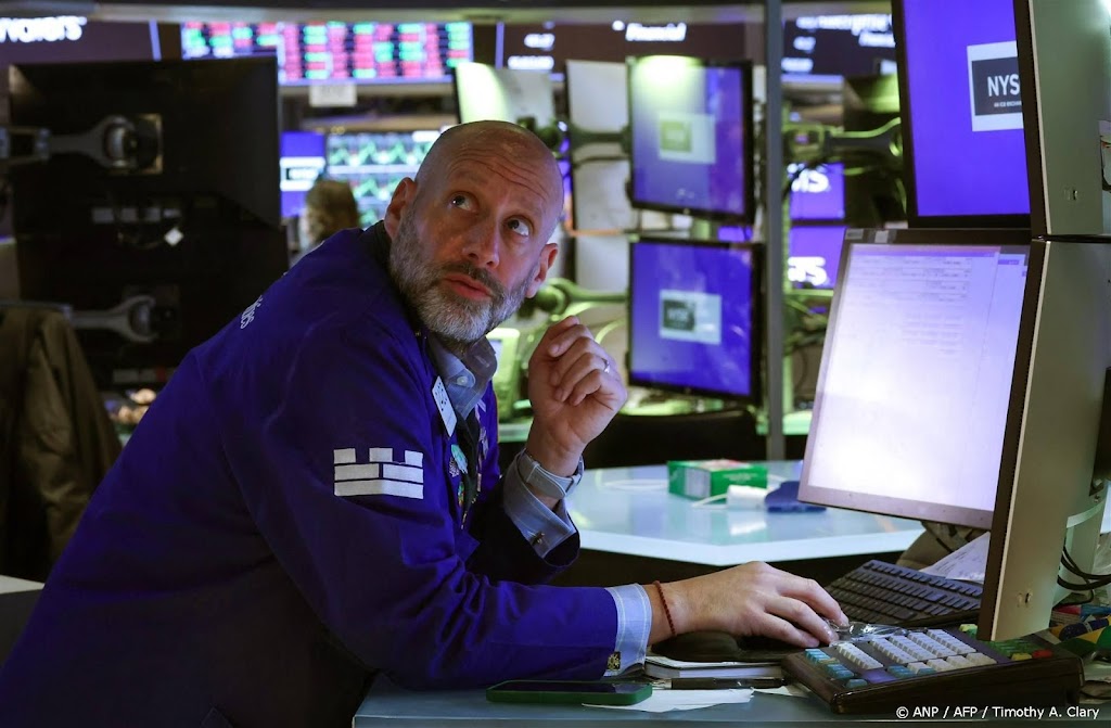 Wall Street weer omlaag na historische opluchtingsrally