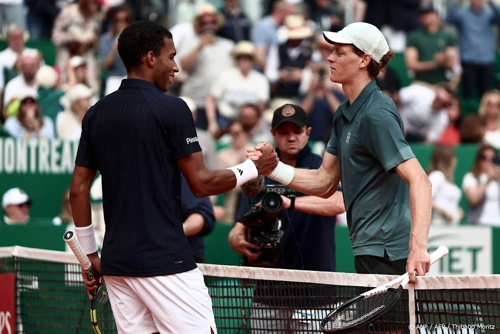 Sinner ook op gravel in Monaco tegen Zverev in halve finales