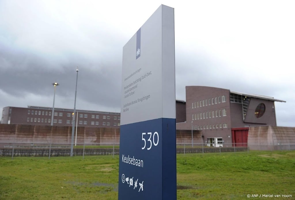 Chauffeur bij moord Peter R. de Vries gestoken in gevangenis